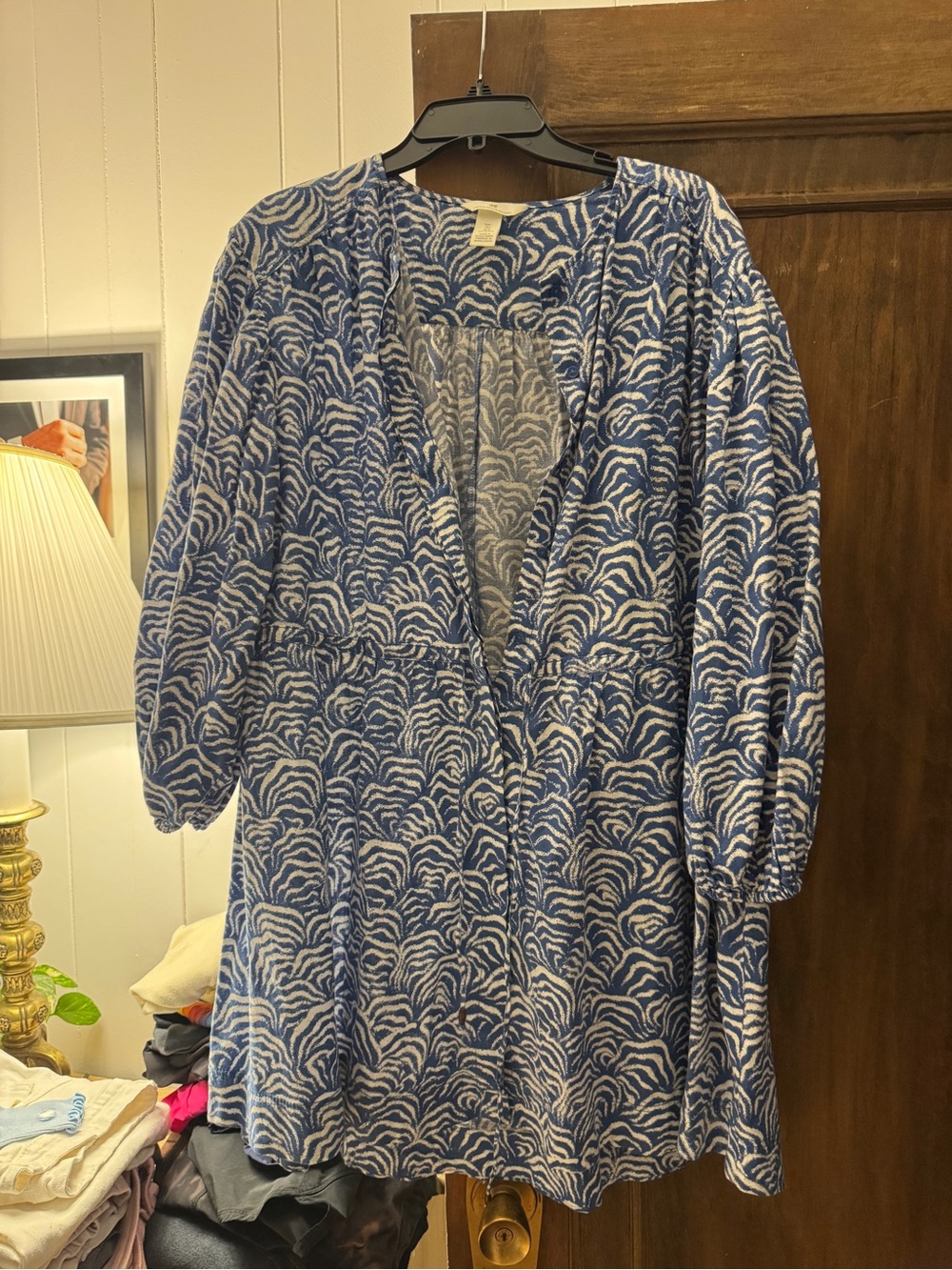 H&M Blue and White Long Sleeve Printed Dress